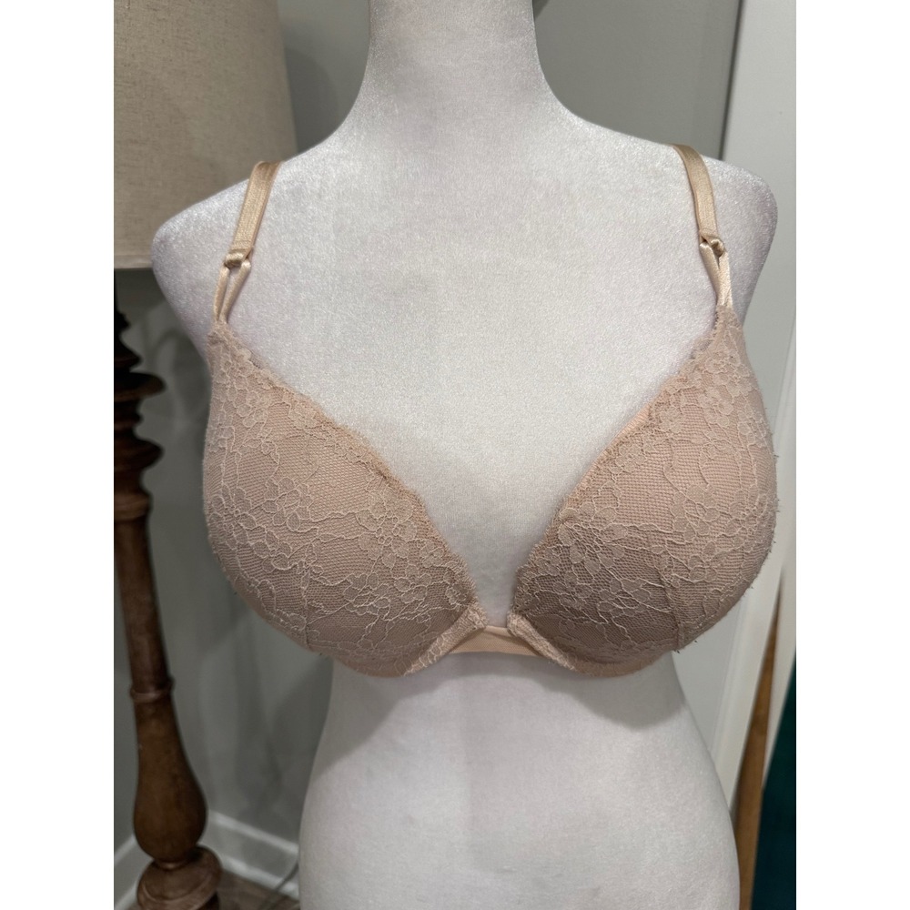 Victoria's Secret Beige Floral Lace Push Up Plunge Bra 34DD Underwire